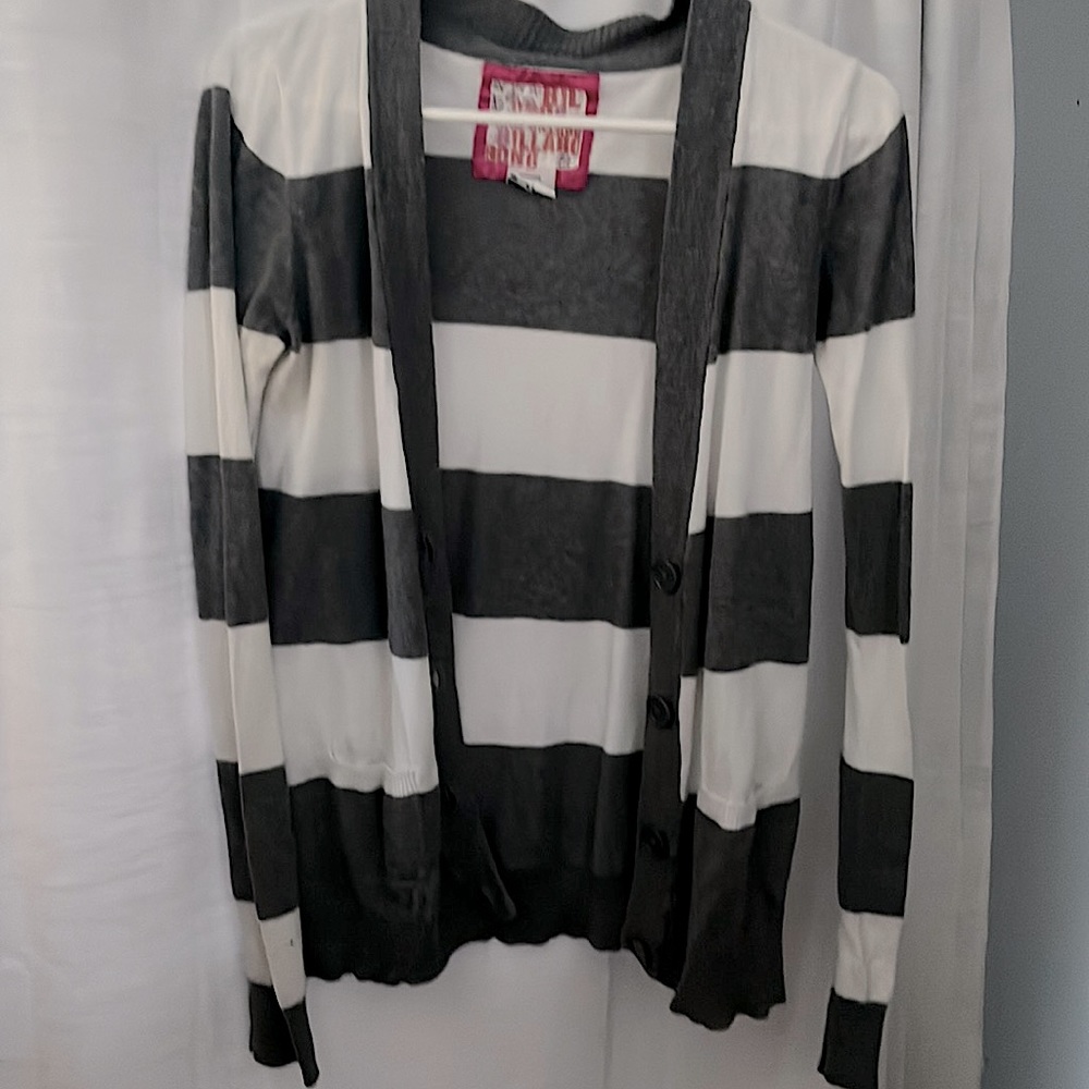 Billabong cardigan